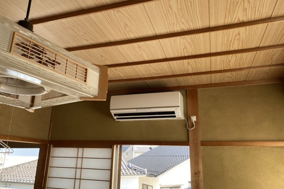 エアコン移設の画像